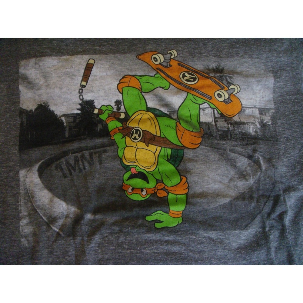 Teenage Mutant Ninja Turtles Skateboard skateboarding Michealangelo boys T-shirt